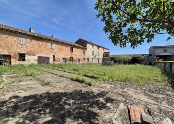 20250422_152528.jpg - Rustic Località Menabue, Gabbioneta-Binanuova - photo 1