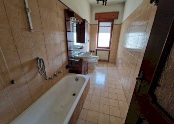 WhatsApp Image 2025-03-07 at 09.59.50 (5).jpeg - Casale Via L. Strina, Gabbioneta-Binanuova - photo 15