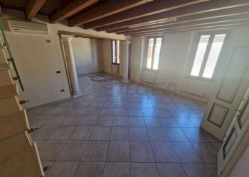 WhatsApp Image 2025-03-03 at 16.31.55 (5).jpeg - Trilocale Piazza Abbazia, Pontevico - foto 2