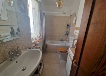 WhatsApp Image 2025-02-21 at 09.26.24 (6).jpeg - Townhouse Piazza Volontari del Sangue, Pieve San Giacomo - photo 8