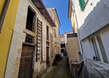 WhatsApp Image 2025-02-21 at 09.26.22.jpeg - Townhouse Piazza Volontari del Sangue, Pieve San Giacomo - photo 21