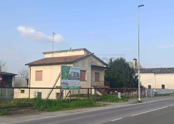 WhatsApp Image 2025-04-02 at 17.43.38.jpeg - Quadrilocale VIALE EUROPA, Crema - foto 11