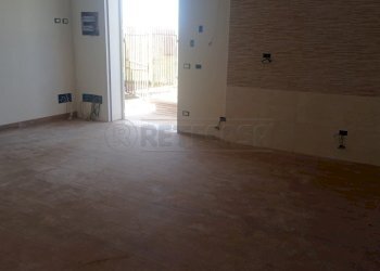 PHOTO-2025-03-06-10-11-42.jpg - Villa a Schiera Mazara del Vallo - foto 10