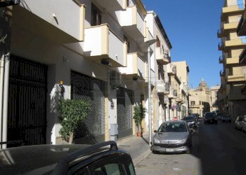 veduta esterna 2.JPG - Trilocale Mazara del Vallo - foto 2