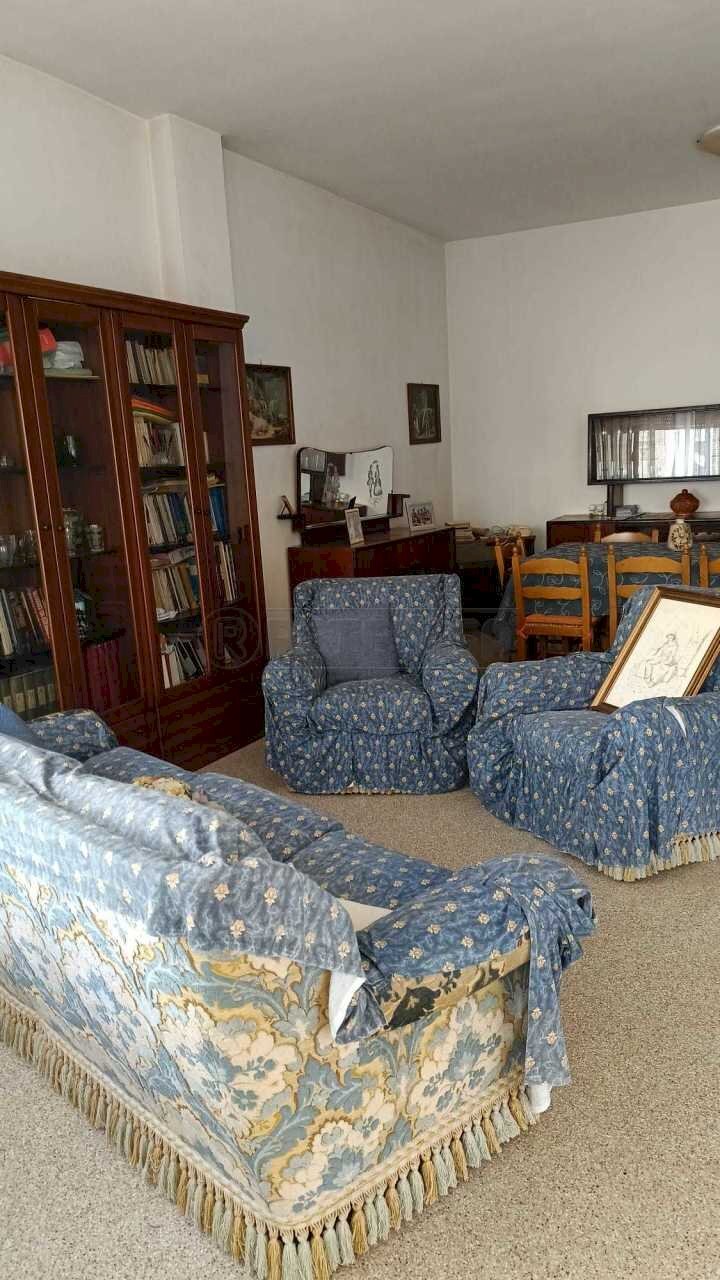 WhatsApp Image 2025-05-20 at 11.10.00.jpeg - Villa Via Maglie 9, Cursi - foto 1