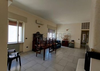 WhatsApp Image 2024-05-03 at 10.13.26.jpeg - Appartamento Via Vicorotto snc, Cursi - foto 27