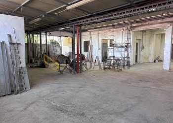 IMG_8839.jpeg - Laboratorio Via di Porto 71, Scandicci - foto 1