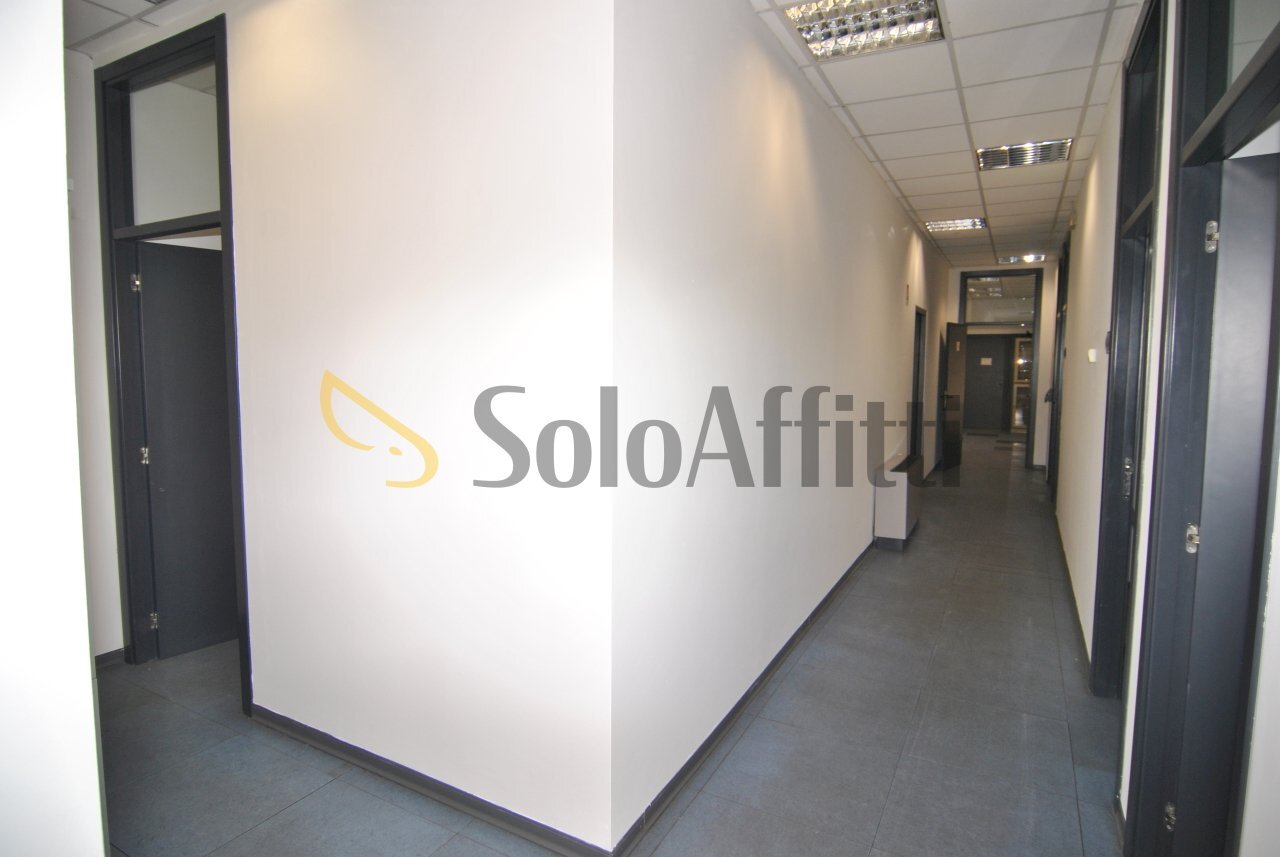 CORRIDOIO COMUNE - Office Via Galeazzo Pardera 4, Livorno - photo 2