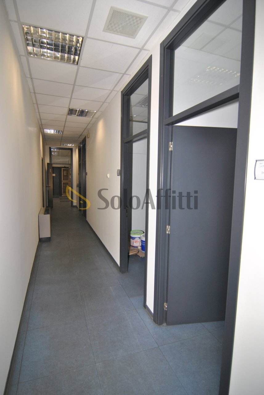 CORRIDOIO - Office Via Galeazzo Pardera 4, Livorno - photo 3