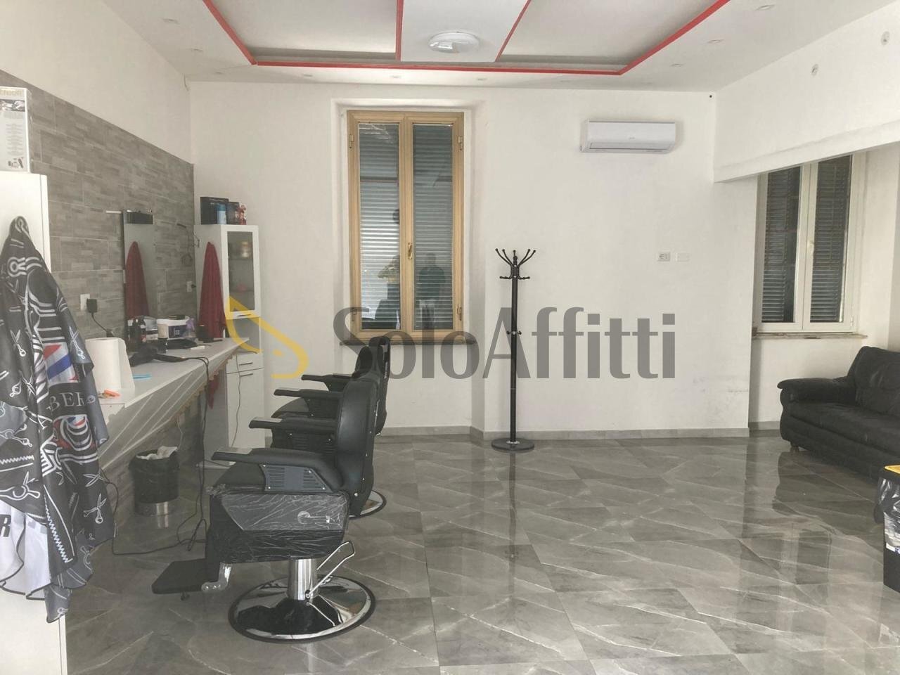 6.jpg - Locale Commerciale Via Lucania 49, Cesano Maderno - foto 3