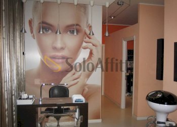 IMG_3210.JPG - Parrucchieri Uomo - Donna Corso Roma, Cesano Maderno - foto 27