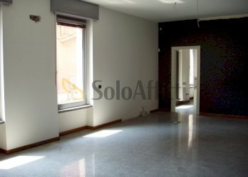 P6100028.JPG - Locale Commerciale Corso Roma 26, Cesano Maderno - foto 7