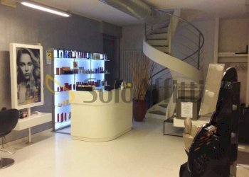 IMG-20180719-WA0011.jpg - Locale Commerciale Corso Roma 26, Cesano Maderno - foto 11