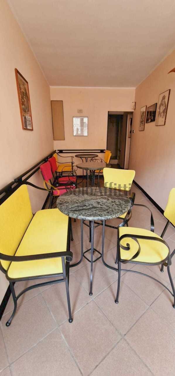 vano principale - Bar Tavola Calda - Fredda Via Cellaimo s.n.c., Bertinoro - foto 2