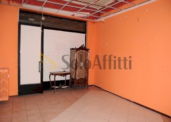 AREA PRINCIPALE 2 - Locale Commerciale Via Cavour 4, Settimo Torinese - foto 2