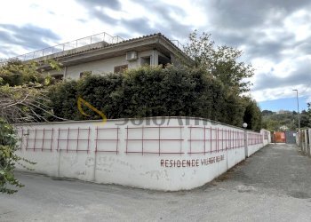 IMG_2480.JPG - Trilocale Montauro - foto 17