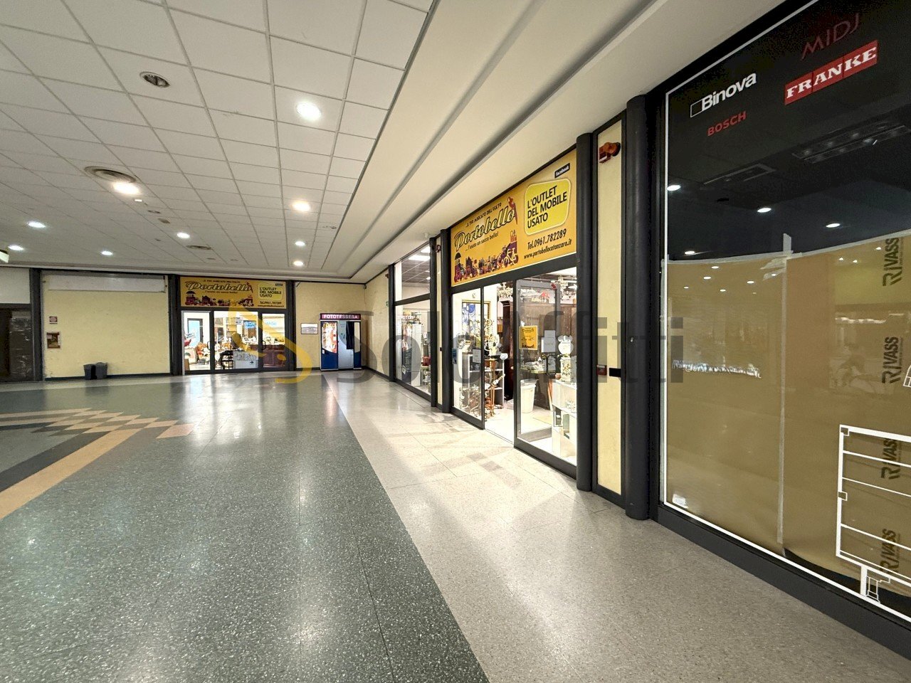 IMG_7561.jpeg - Locale Commerciale Catanzaro - foto 1