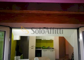 25f31a92-7d49-4b80-b3ed-e558c2f014f7.jpg - Trilocale Via Vittorio Emanuele 167, Giardini-Naxos - foto 5