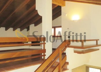 Soggiorno.JPG - Trilocale Via Trebbia, Parabiago - foto 17