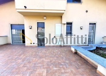 veduta della casa.jpg - Trilocale Via Trebbia, Parabiago - foto 15