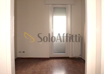 Camera.JPG - Quadrilocale Via Sant'Antonio, Parabiago - foto 11