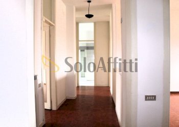 corridoio.JPG - Quadrilocale Via Sant'Antonio, Parabiago - foto 17