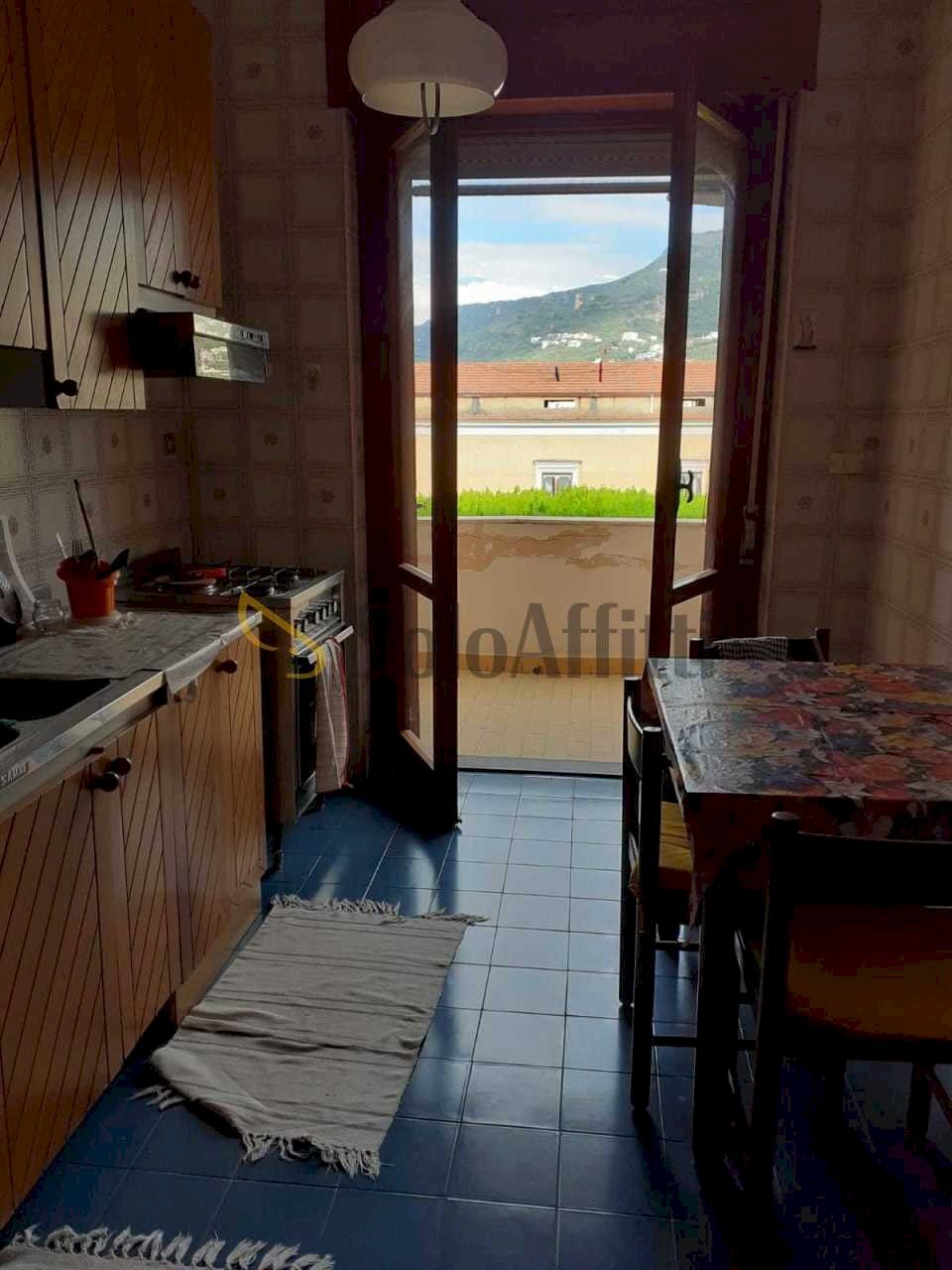 Cucina - Trilocale Via Piazza Seiano, Vico Equense - foto 3