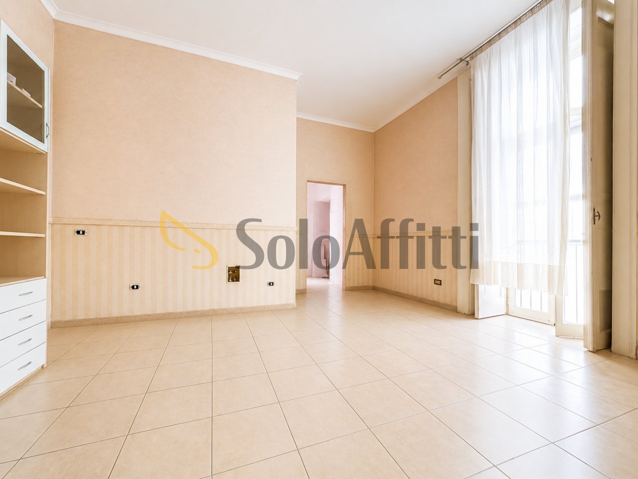 Soggiorno - Three-room apartment Via Brombeis, Napoli - photo 1