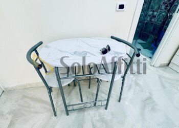 TAVOLO - Monolocale Via Toledo, Napoli - foto 11