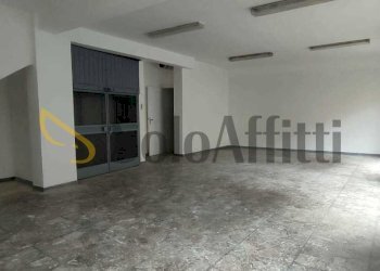 WhatsApp Image 2025-01-15 at 15.50.45 (1).jpeg - Locale Commerciale Piazza Paolo III 6, Frascati - foto 1