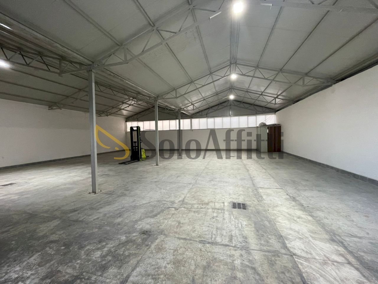 IMG-20250711-WA0001.jpg - Warehouse Via Mastrilli, Maddaloni - photo 3