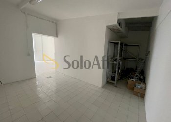 IMG-20250611-WA0032.jpg - Magazzino Corso Trieste 82, Caserta - foto 5