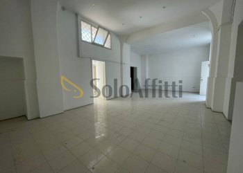 IMG-20250611-WA0034.jpg - Magazzino Corso Trieste 82, Caserta - foto 7