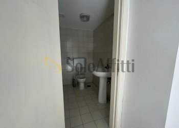 IMG-20250611-WA0040.jpg - Magazzino Corso Trieste 82, Caserta - foto 13