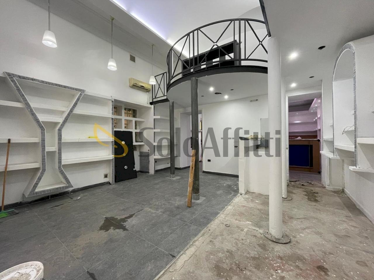 IMG-20250524-WA0024.jpg - Commercial Premises Via Fulvio Renella, Caserta - photo 2
