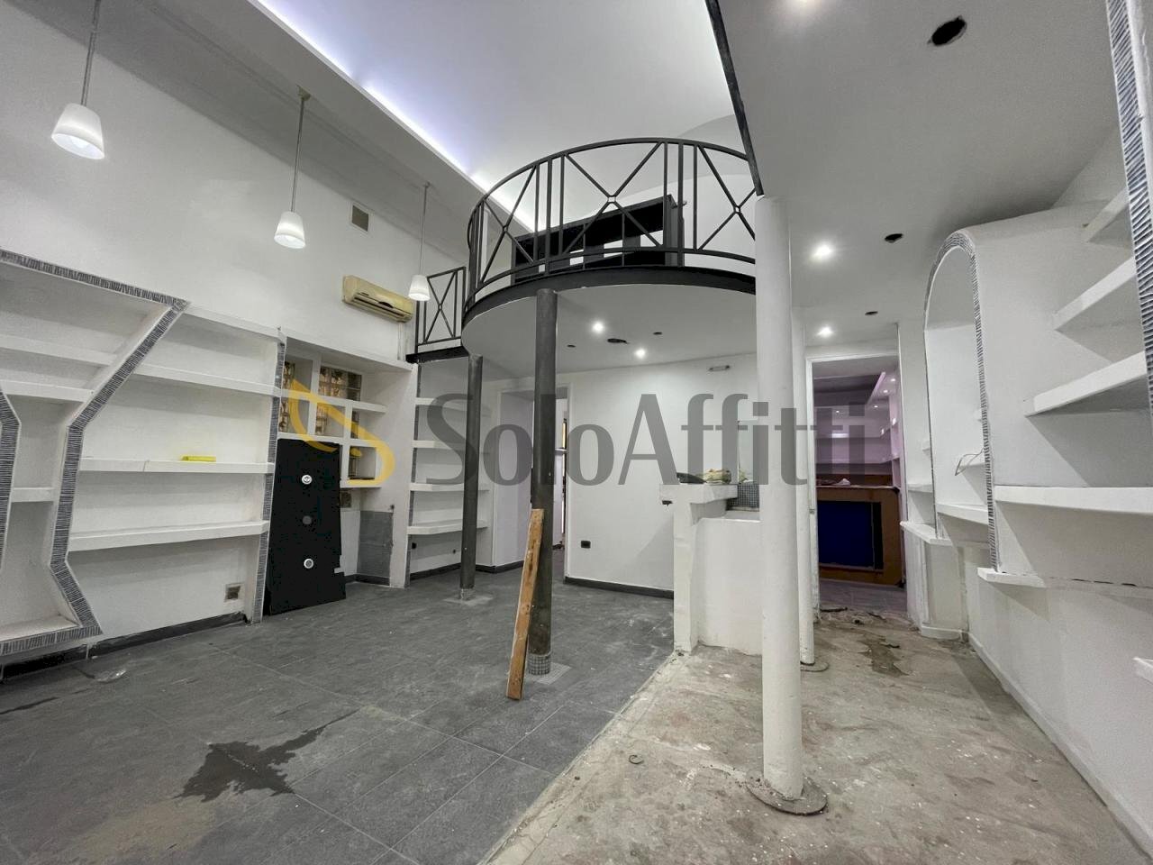 IMG-20250524-WA0025.jpg - Commercial Premises Via Fulvio Renella, Caserta - photo 3