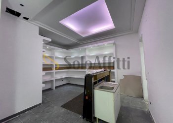 IMG-20250524-WA0034.jpg - Locale Commerciale Via Fulvio Renella, Caserta - foto 12