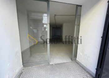 IMG-20250519-WA0044.jpg - Locale Commerciale Via Generale Alberto Pollio 10, Caserta - foto 10