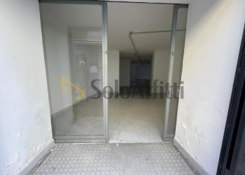 IMG-20250519-WA0046.jpg - Locale Commerciale Via Generale Alberto Pollio 10, Caserta - foto 11