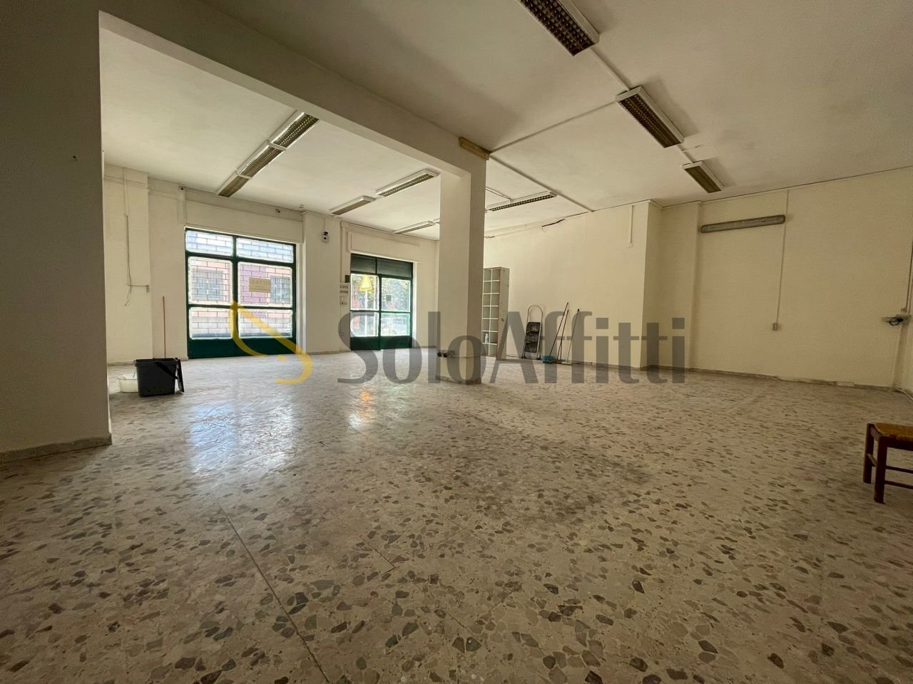 IMG-20250507-WA0006.jpg - Locale Commerciale Via Emanuele Campolongo, Maddaloni - foto 3