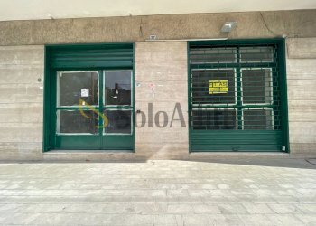 IMG-20250507-WA0007.jpg - Locale Commerciale Via Emanuele Campolongo, Maddaloni - foto 5