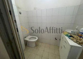 IMG-20250507-WA0005.jpg - Locale Commerciale Via Emanuele Campolongo, Maddaloni - foto 9