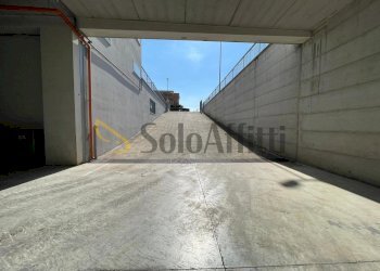 IMG-20250513-WA0023.jpg - Magazzino Maddaloni - foto 9