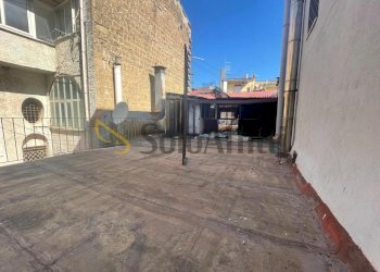 IMG-20250510-WA0031.jpg - Locale Commerciale Via A.S. Mazzocchi 2323, Caserta - foto 5