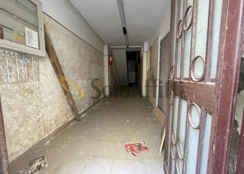 IMG-20250510-WA0057.jpg - Locale Commerciale Via A.S. Mazzocchi 2323, Caserta - foto 26