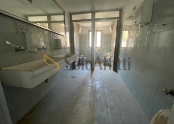 IMG-20250510-WA0037.jpg - Locale Commerciale Via A.S. Mazzocchi 2323, Caserta - foto 28