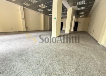 IMG-20250506-WA0016.jpg - Locale Commerciale Via Giulio Antonio Acquaviva 36a, Caserta - foto 6