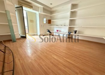 IMG-20250424-WA0090.jpg - Locale Commerciale Via Giulio Antonio Acquaviva 226, Caserta - foto 6