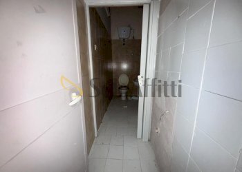 IMG-20250424-WA0097.jpg - Locale Commerciale Via Giulio Antonio Acquaviva 226, Caserta - foto 13