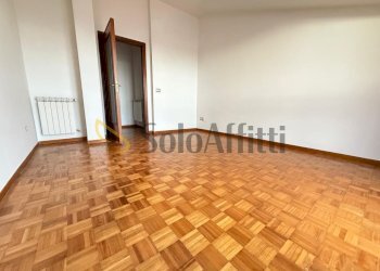 IMG-20250418-WA0032.jpg - Bilocale Via Gianfrancesco Alois 15, Caserta - foto 14